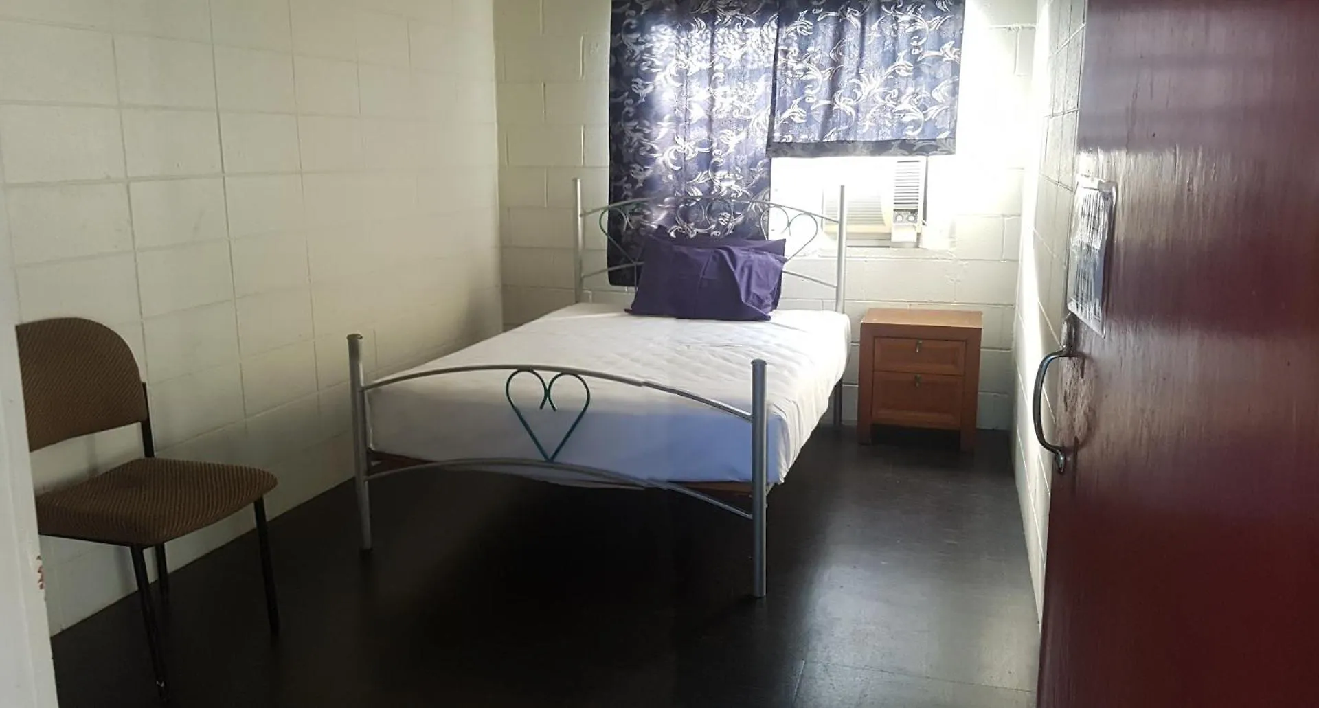 Hostel Asylum Cairns Share House